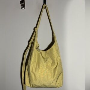 BAGGU Light Yellow Large Nylon Sling Bag